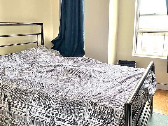 3rd image of 1918 8th Ave APT 3