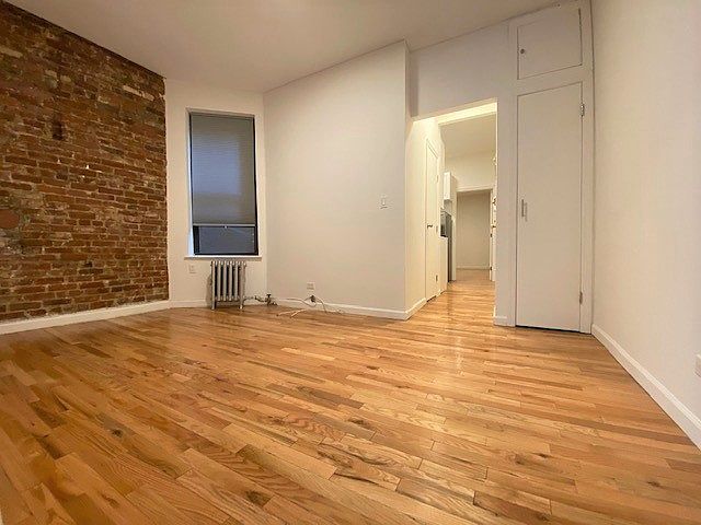 2nd image of 244 E 77th St #9A