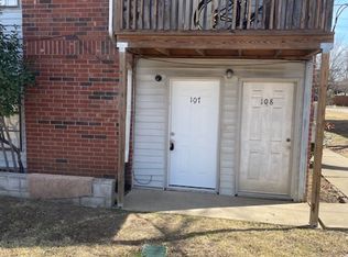 805 SE 4th St APT 107, Grand Prairie, TX 75051