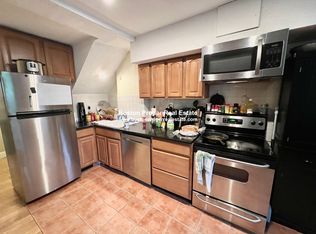 104 Saint Botolph St #22J, Boston, MA 02115