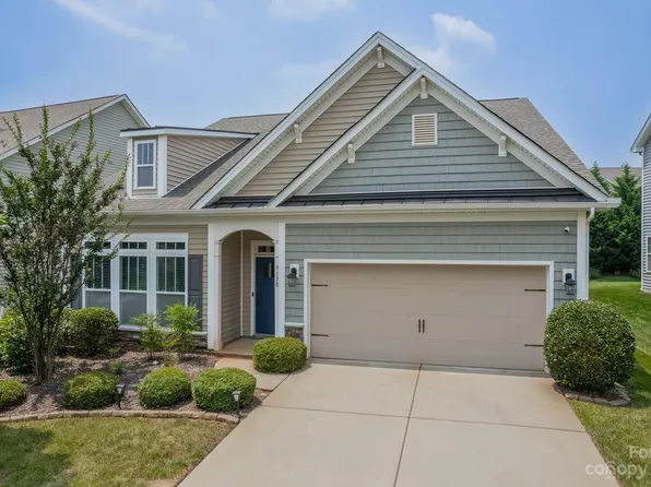 9128 Inverness Bay Rd, Charlotte, NC 28278