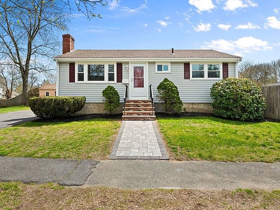 2nd image of 26 Millbrook Rd