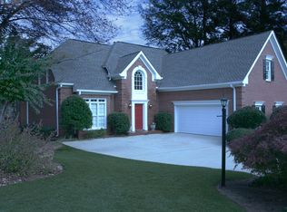 9880 Terrace Lake Point, Roswell, GA 30076