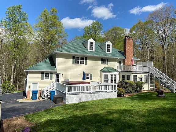 2nd image of 8199 Mary Jane Dr