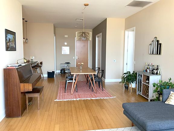 3rd image of 3223 W 6th St Unit 1103