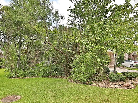 3rd image of 14602 Claycroft Ct