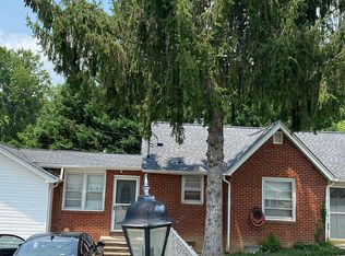 429 W Ford Valley Rd, Knoxville, TN 37920