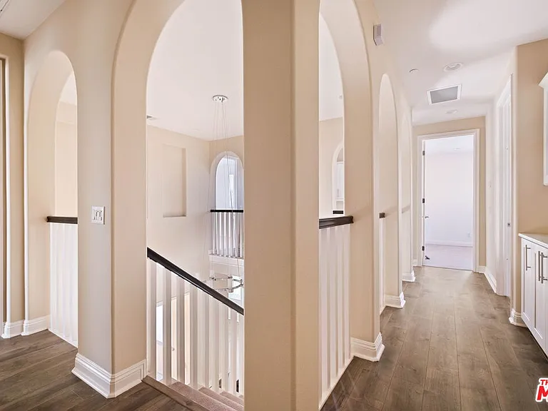 5929 Spelthorne Ln — Photo 23