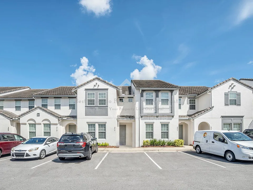 317 Captiva Dr #1