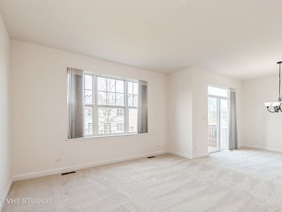 4th image of 2835 Glacier Way Unit B