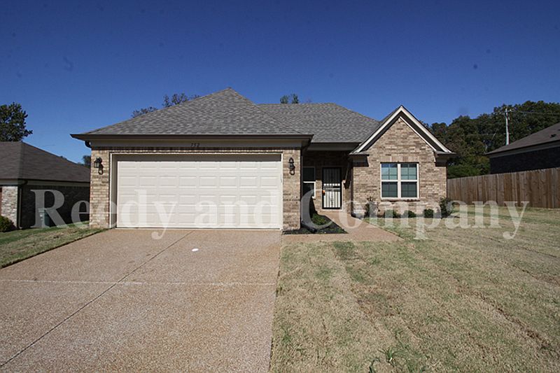 1st image of 752 Birthstone Ave