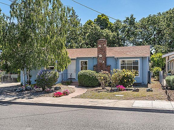 2nd image of 1747 Greenwood Ave