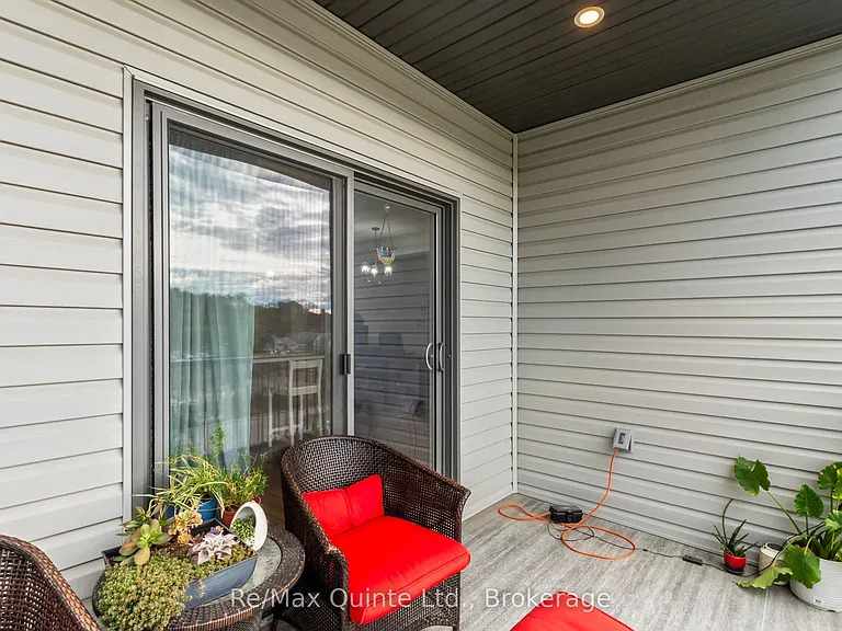 107 Buchanan Ave — Photo 19