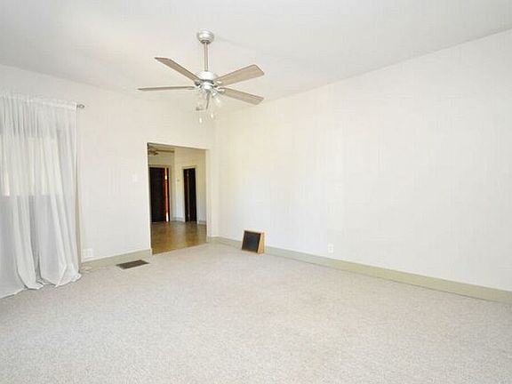 5th image of 710 Short St