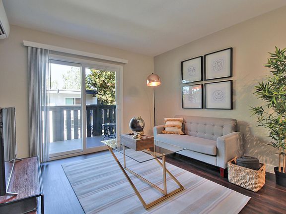 2nd image of 655 S Fair Oaks Ave #H-304