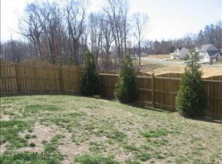 4522 Woodway Dr, Kernersville, NC 27284