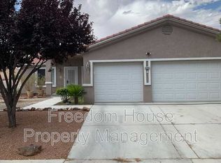 5945 E Badlands Ln, Pahrump, NV 89061