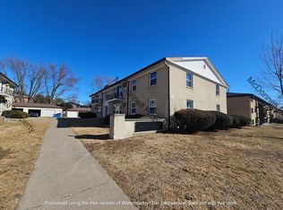 1656-1666 W 42nd St #2, Davenport, IA