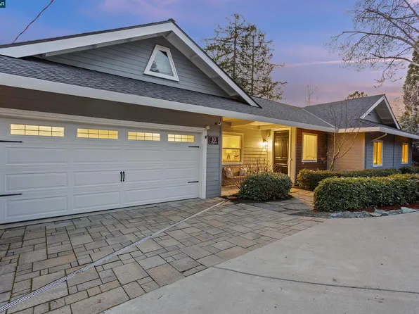 10 Valley Dr, Orinda, CA 94563