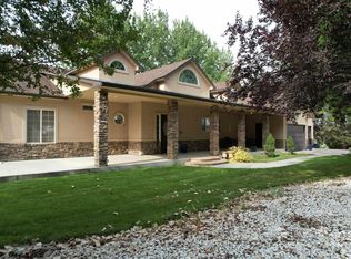 3237 Purdom Ln, Homedale, ID 83628