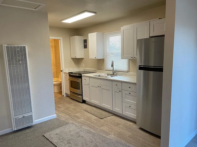 1020 7th Ave N #3 — Photo 3