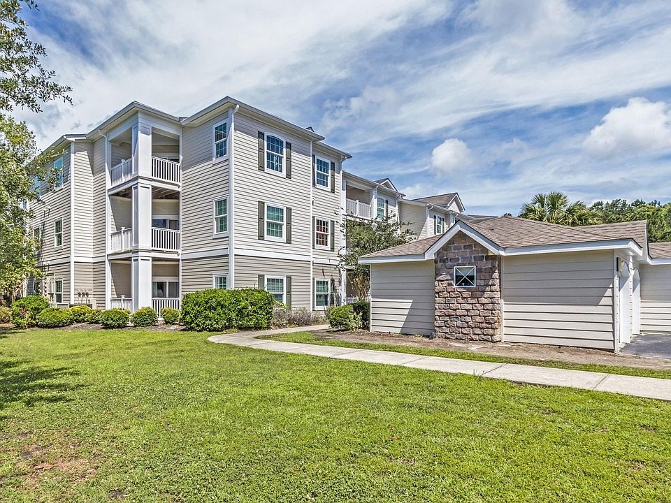 1st image of 1300 Park West Blvd Unit 122