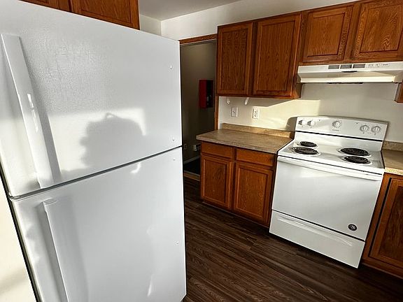 2nd image of 1140 W Winston Dr #1