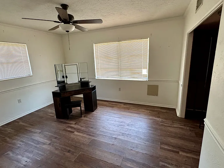 2325 Tangerine Dr — Photo 12