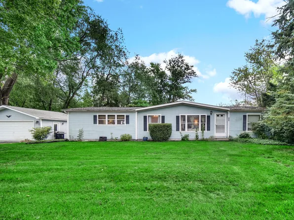 103 N Chicago St, Hebron, IN 46341
