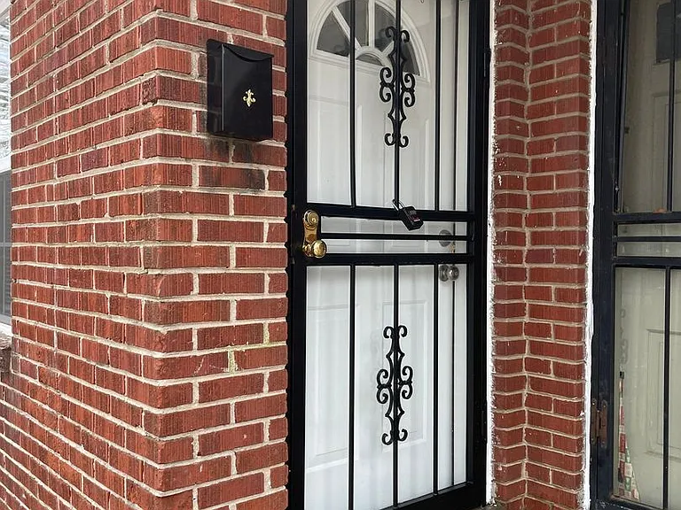 3179 Jackson Ave — Photo 12