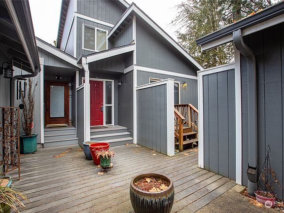 3rd image of 1500 Lake Park Drive SW #80