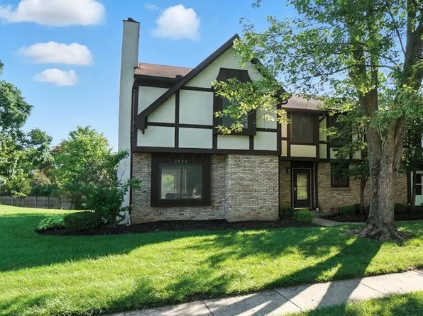 1954 Laramie Dr #13, Powell, OH 43065