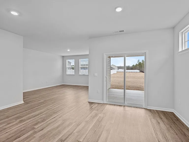 201 Jones Ridge Ln — Photo 13
