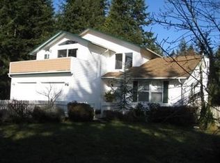 595 Lewis Ln, Camano Island, WA 98282