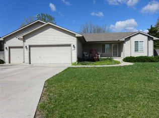 2915 Sumac St, Newton, KS 67117