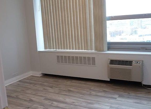 5th image of 1255 N Sandburg Ter Unit 2805