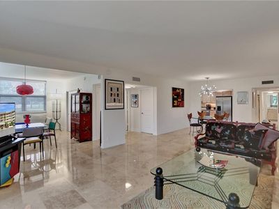 3505 Oaks Way #106, Pompano Beach, FL, 33069