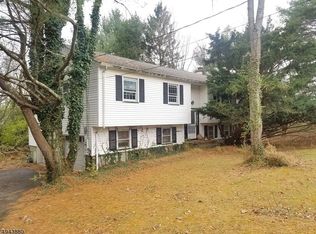 20 Ridge St, Hackettstown, NJ 07840