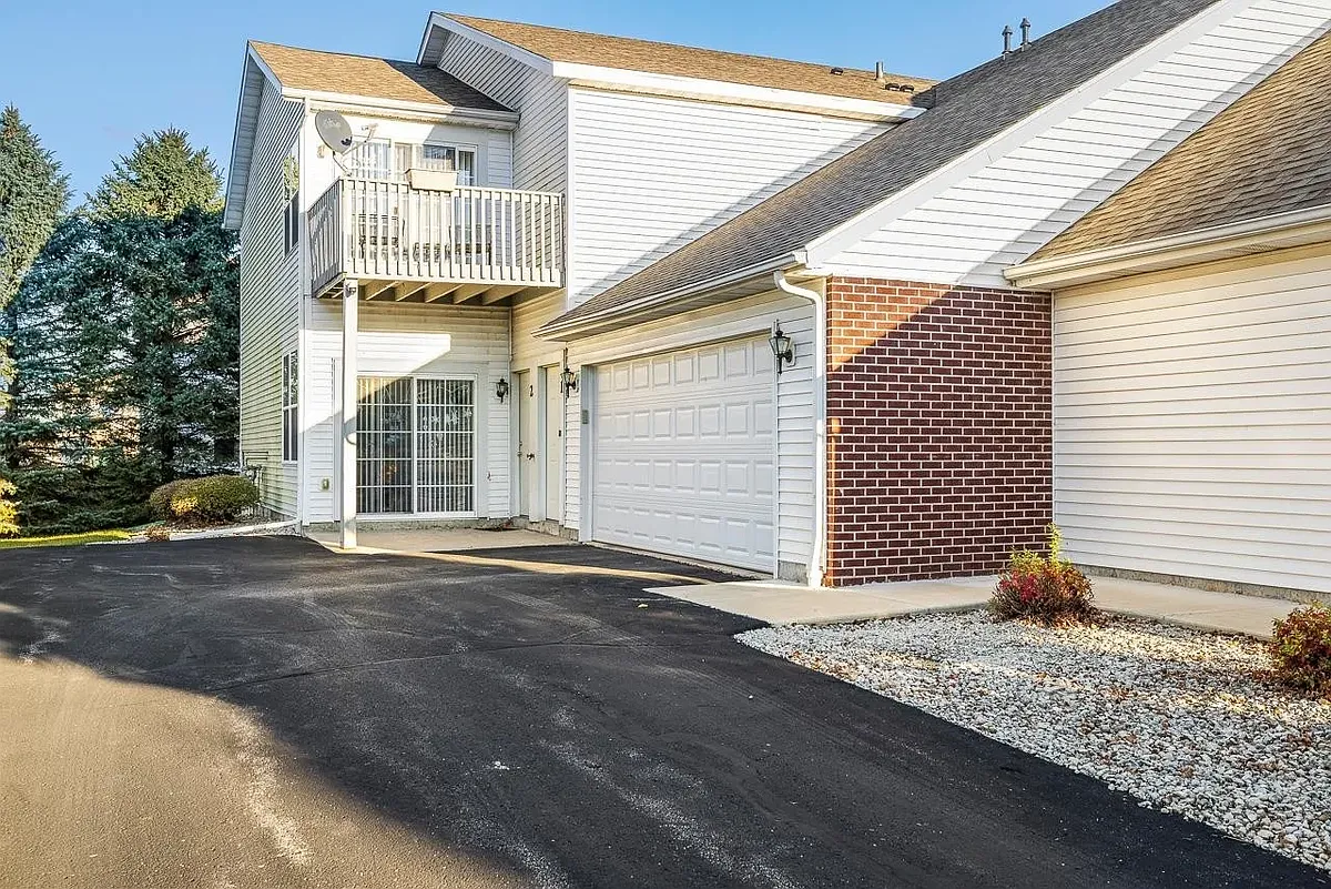 Building Photo - 10135 Monarch Rd #1