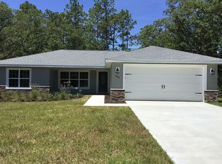 7240 N Embassy Ter, Citrus Springs, FL 34434