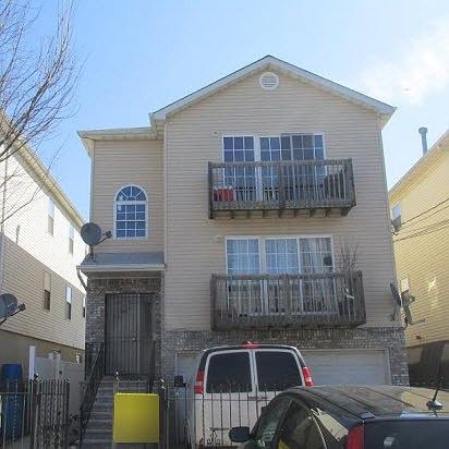 1st image of 244 Mount Pleasant Ave