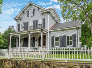 208 Main St, Cold Spring Harbor, NY 11724