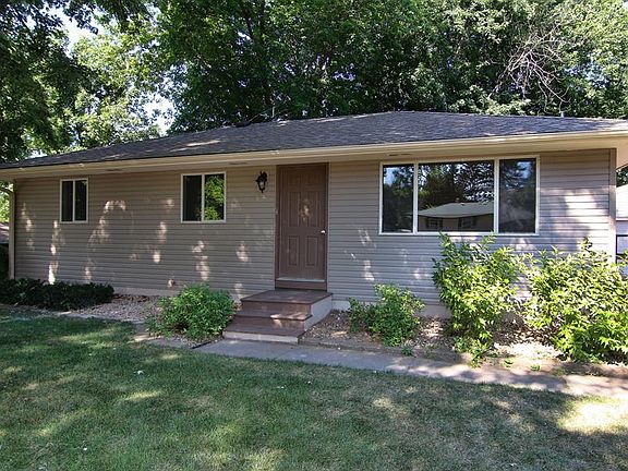 2nd image of 580 Grange Ave N