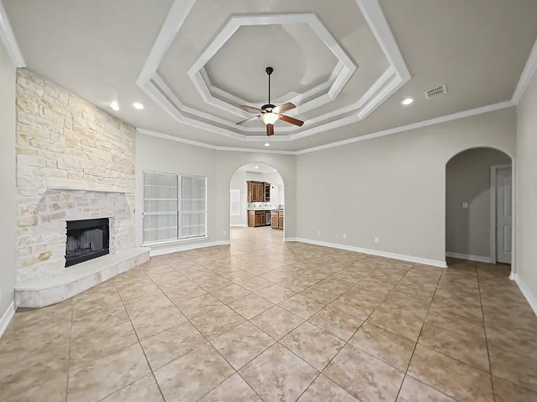 6404 Siltstone Loop — Photo 9