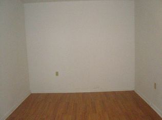 5523 River Rd, Hanover, VA 23069