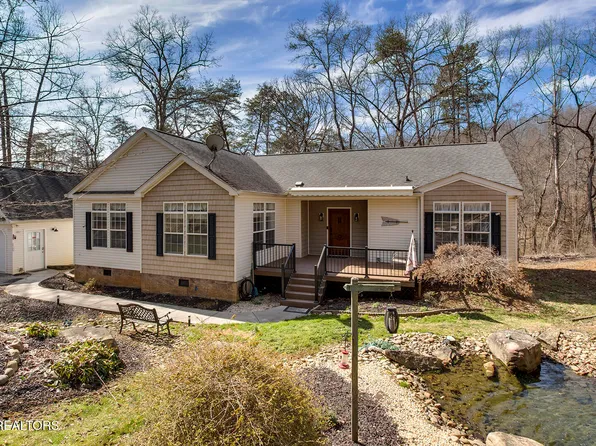 107 Clear Springs Rd, Harriman, TN 37748
