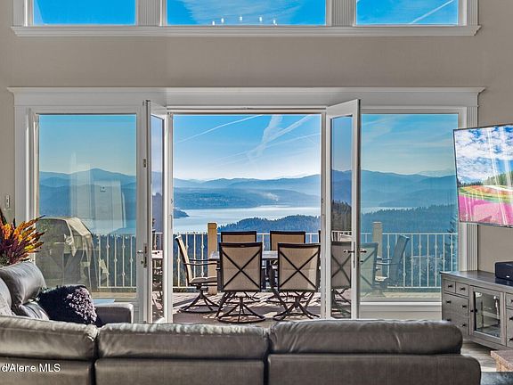 5th image of 1238 S Reynolds Rd