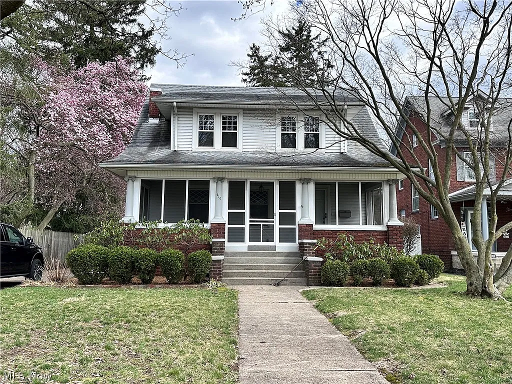 910 Cambridge Rd photo 1