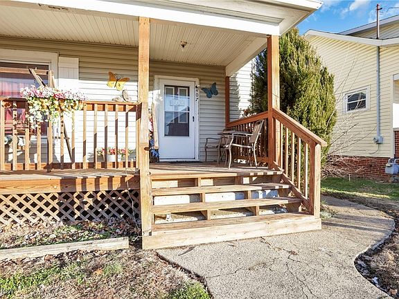 4th image of 407 Seborn Ave