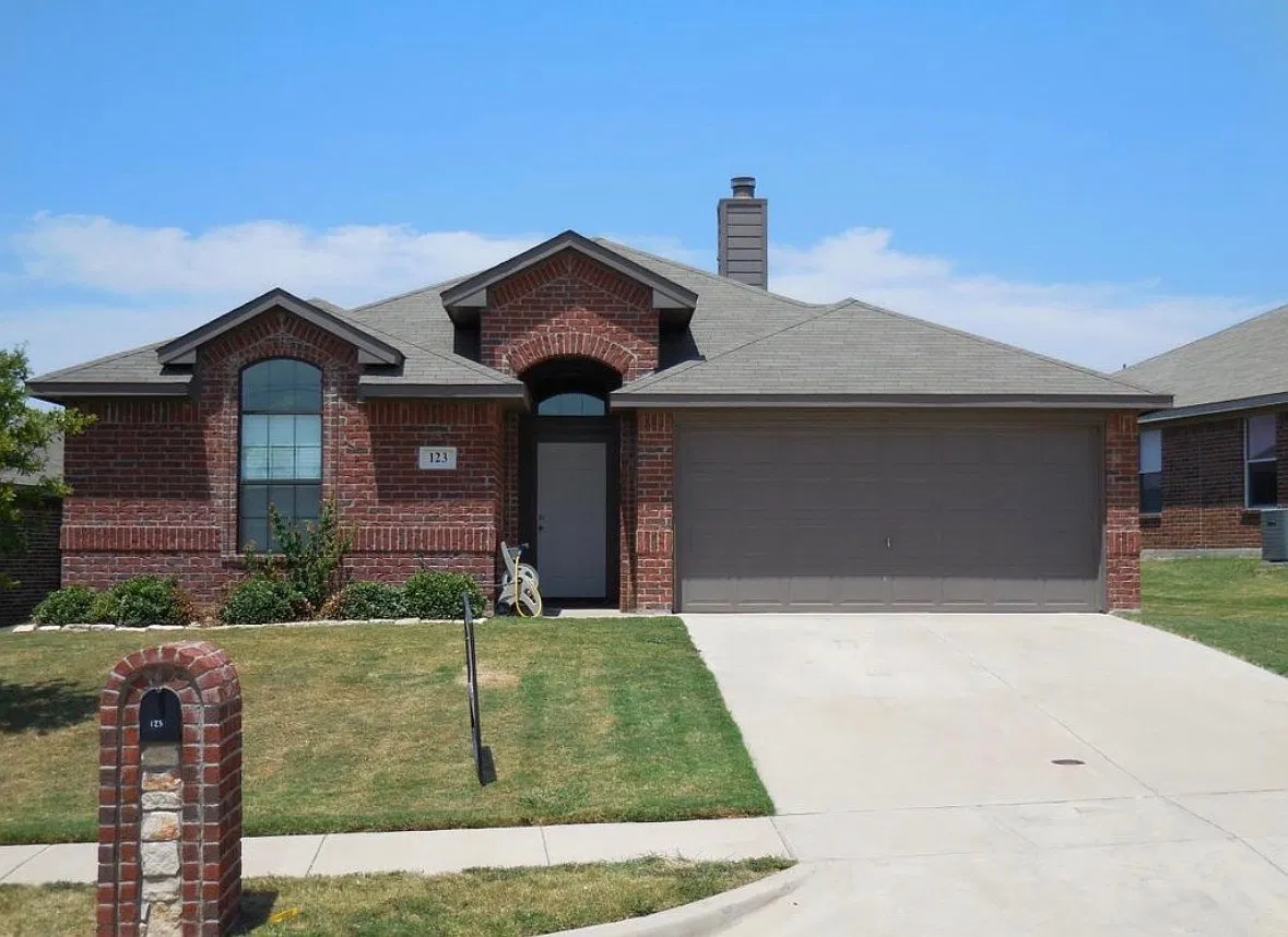 3 bed, 1550 sqft, $2,275 — Photo 1